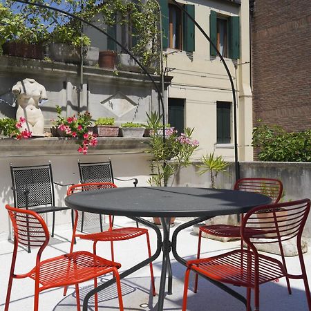 Family Apartment With Terrace Βενετία Εξωτερικό φωτογραφία